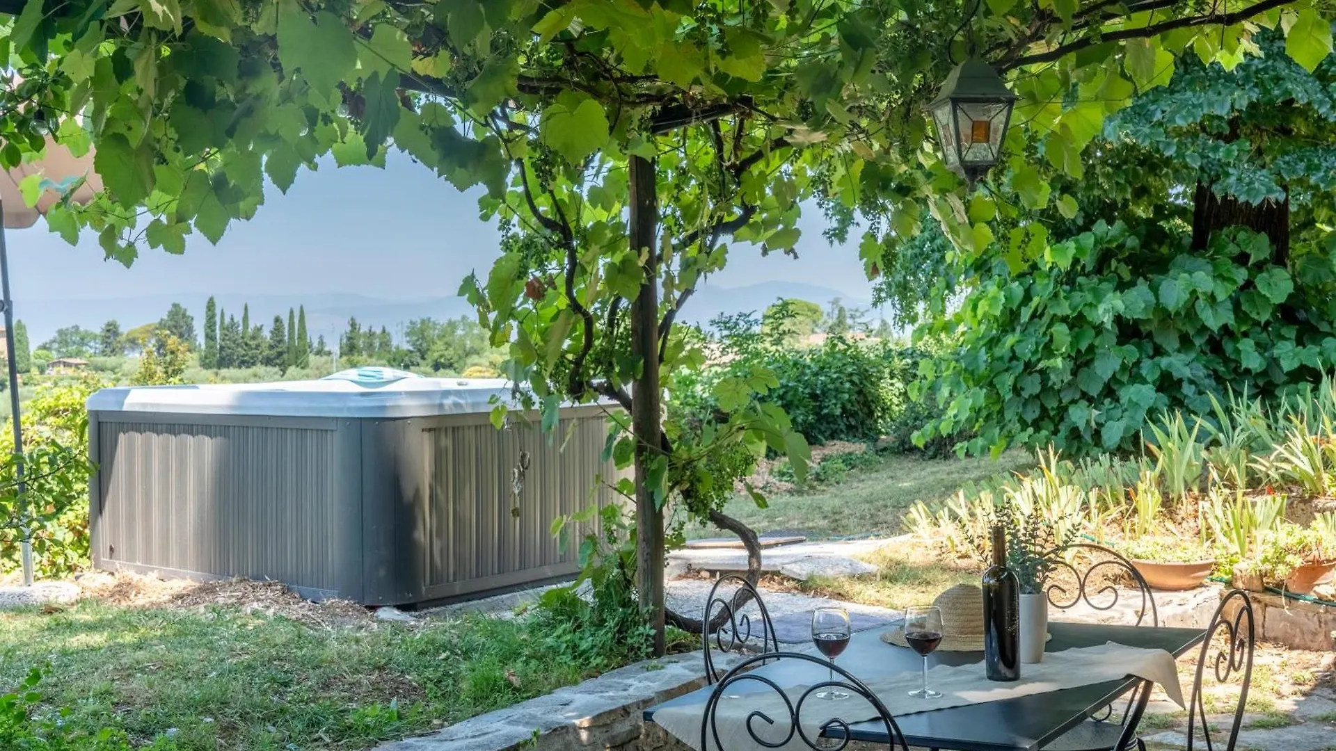 Charming Florentine Hideout Florence 0*,