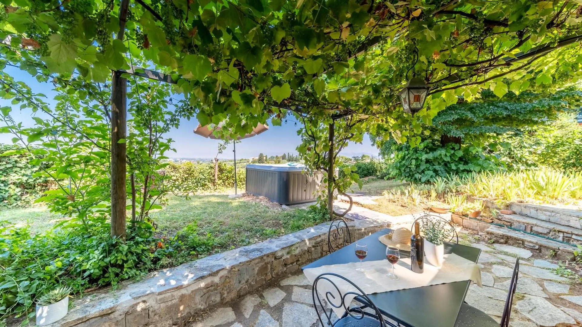 Apartment Charming Florentine Hideout Florence
