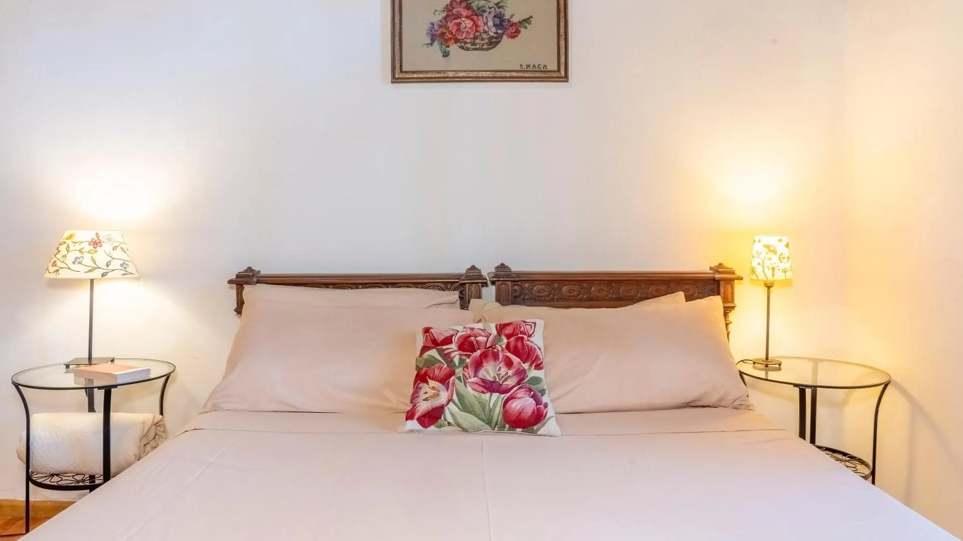 Charming Florentine Hideout Florence Apartment