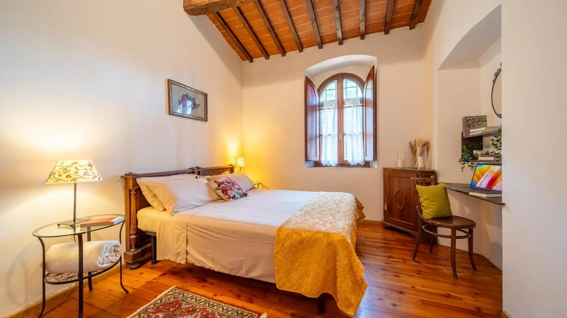 Apartment Charming Florentine Hideout Florence